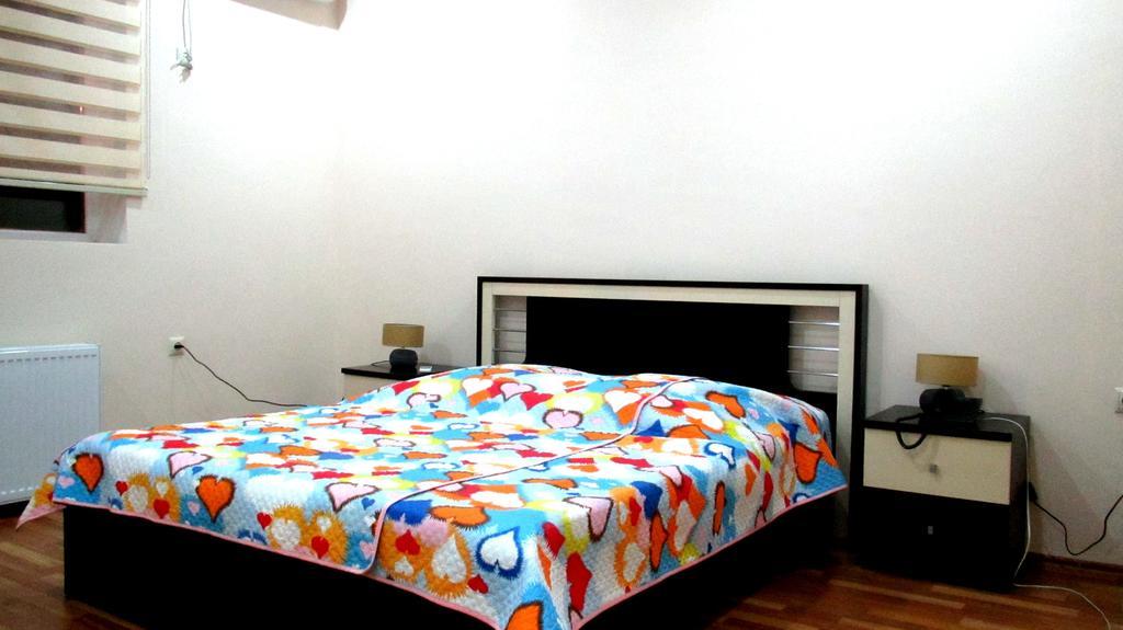 Max Comfort Hotel Kʼutʼaisi Exterior foto