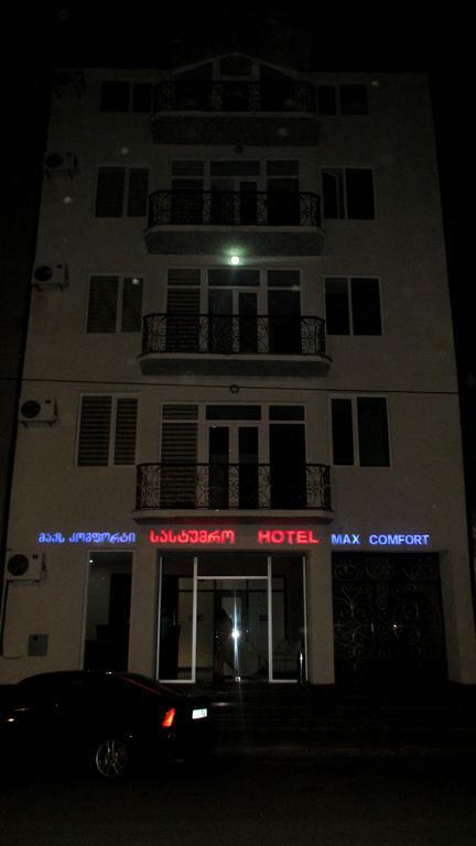 Max Comfort Hotel Kʼutʼaisi Exterior foto